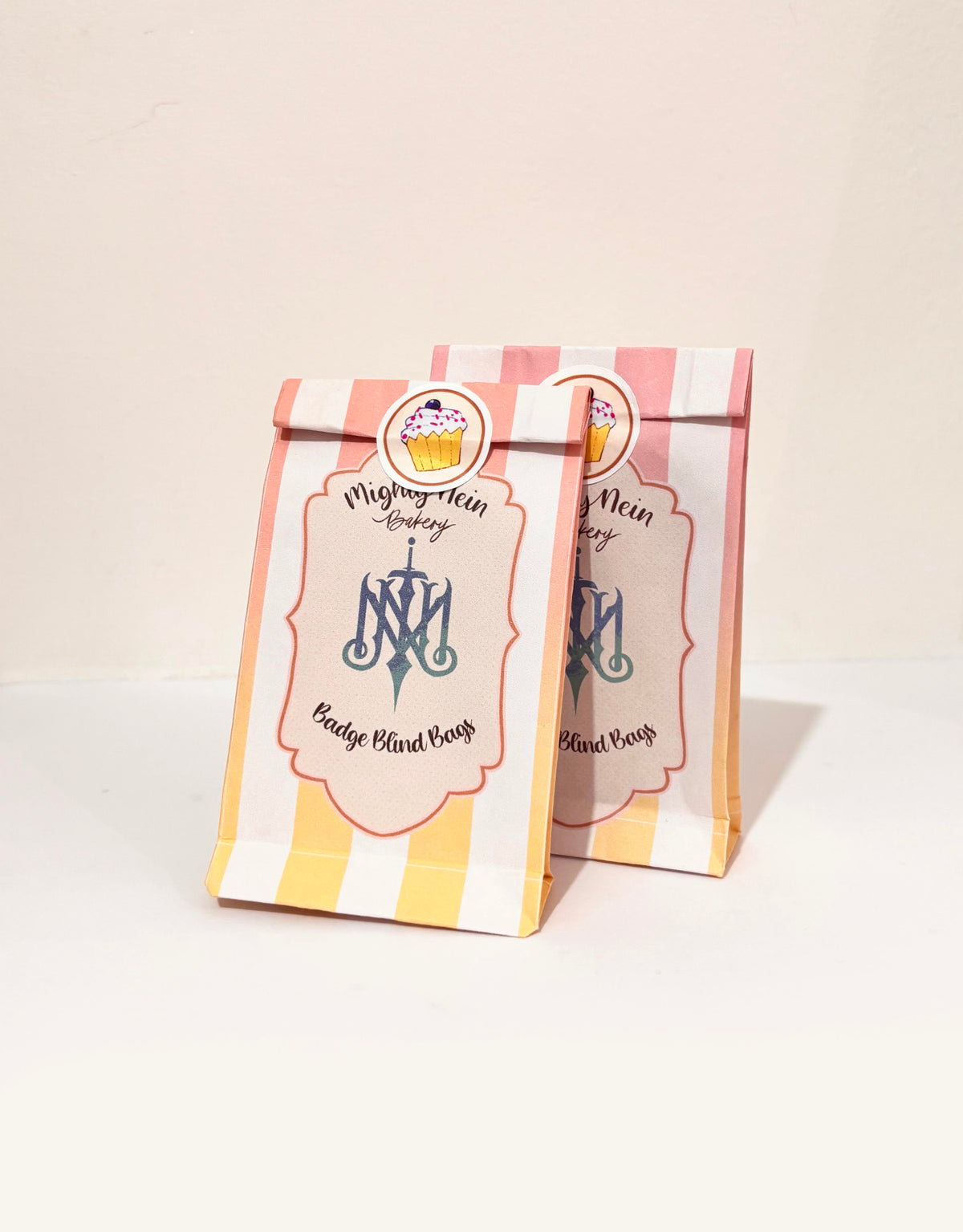 [BLIND BAG VERSION] Mighty Nein Bakery Glittery Badges